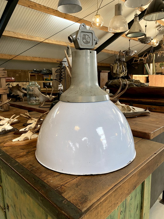 Image 1 of Vintage fabriekslamp emaille hanglamp industrieel