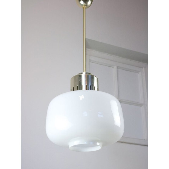 Image 1 of Mid-eeuwse opaline hanglamp