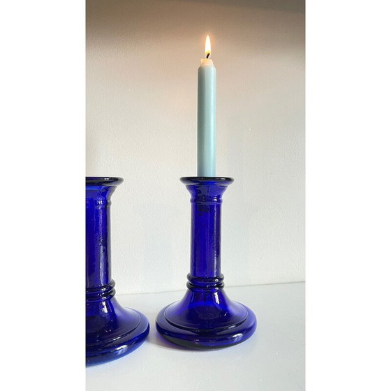 Image 1 of Paar vintage blauwe glazen kandelaars