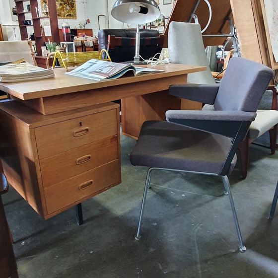 Image 1 of Vintage vergaderstoel