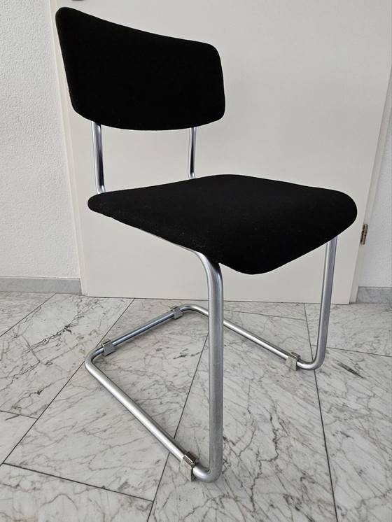 Image 1 of 4x Gispen Culemborg model 1121 eetkamerstoelen