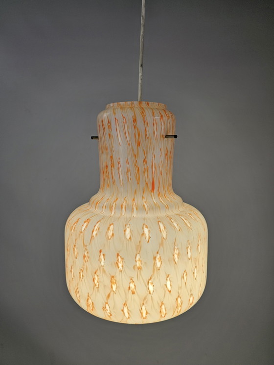 Image 1 of Italiaanse Glazen Hanglamp Met Oranje Motief