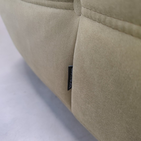 Image 1 of Ligne Roset Togo 1 Zits Groen Velours