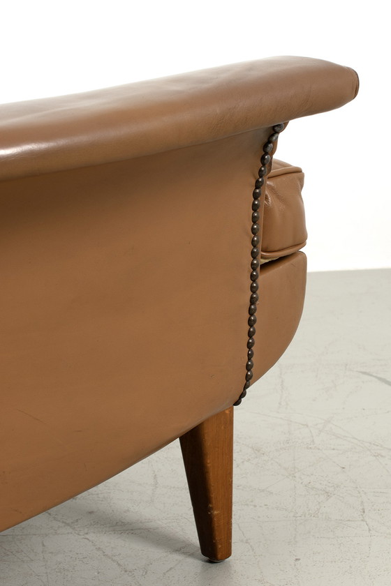 Image 1 of Vintage wingback fauteuil