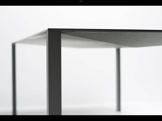 Image 1 of Jean Nouvel Less eettafel