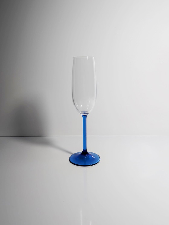 Image 1 of 4 Vintage Franse Champagneglazen Kristalglas Blauw Luminarc jaren 80