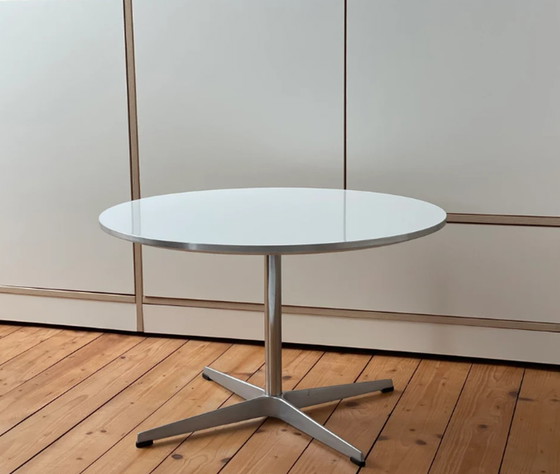 Image 1 of Fritz Hansen salontafel