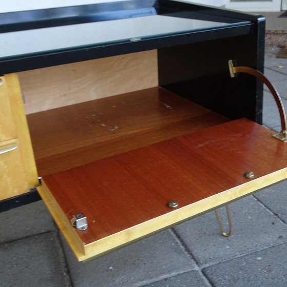 Image 1 of Mid Eeuw Laag Dressoir