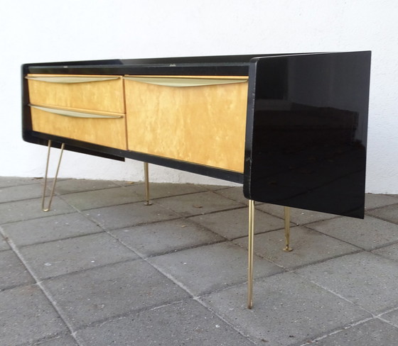 Image 1 of Mid Eeuw Laag Dressoir