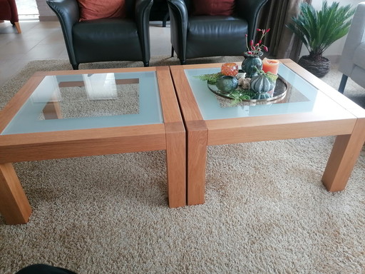 2x Eiken salontafels met glasplaat