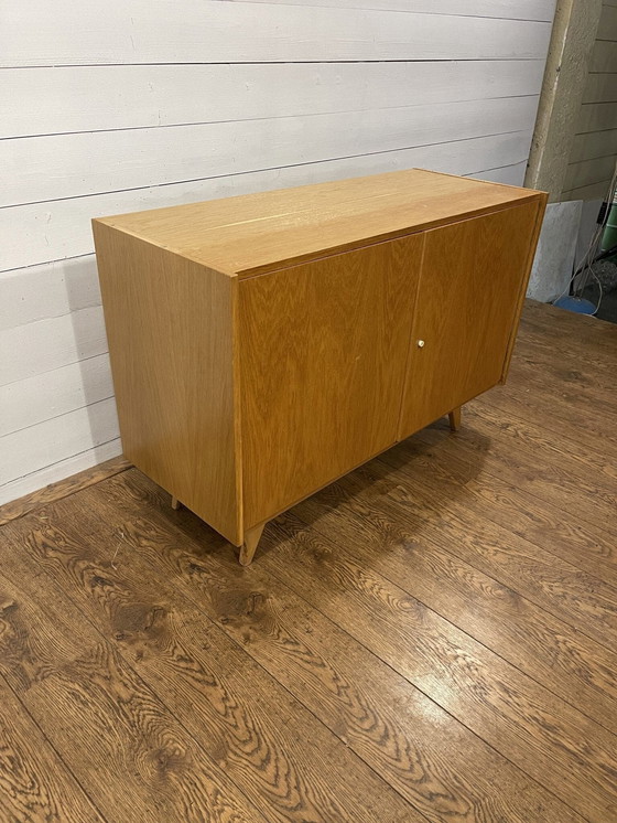 Image 1 of vintage design dressoir U450 van Jiri Jiroutek