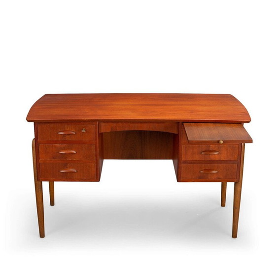 Image 1 of Vintage Deens bureau in teak, jaren 1960