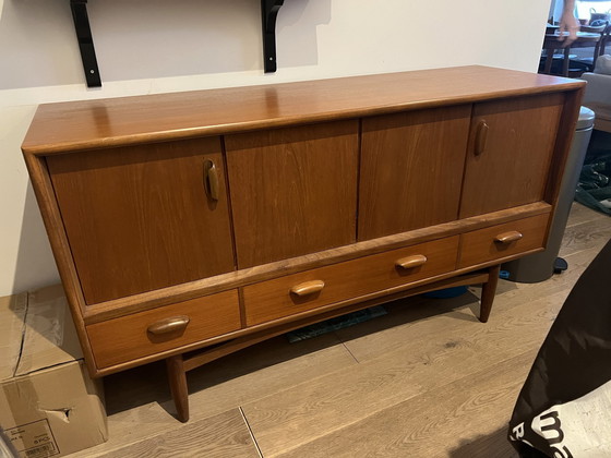 Image 1 of Mid Century Dressoir van teakhout