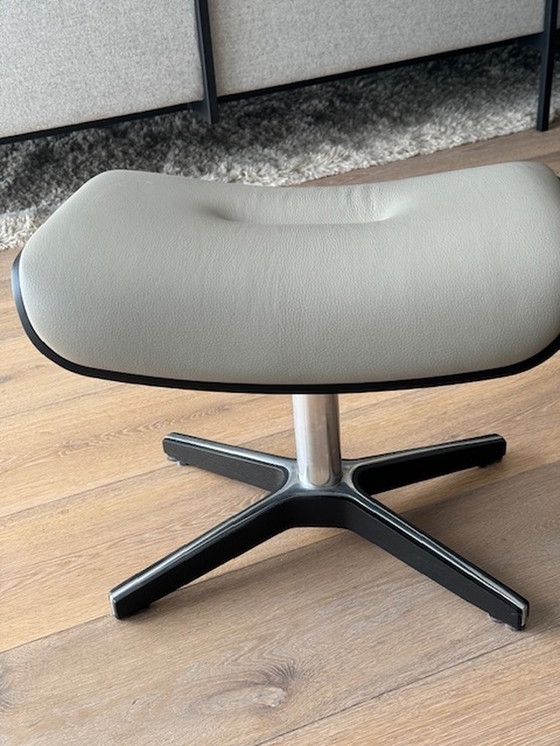 Image 1 of Comfort relaxfauteuil met bijpassende foothocker