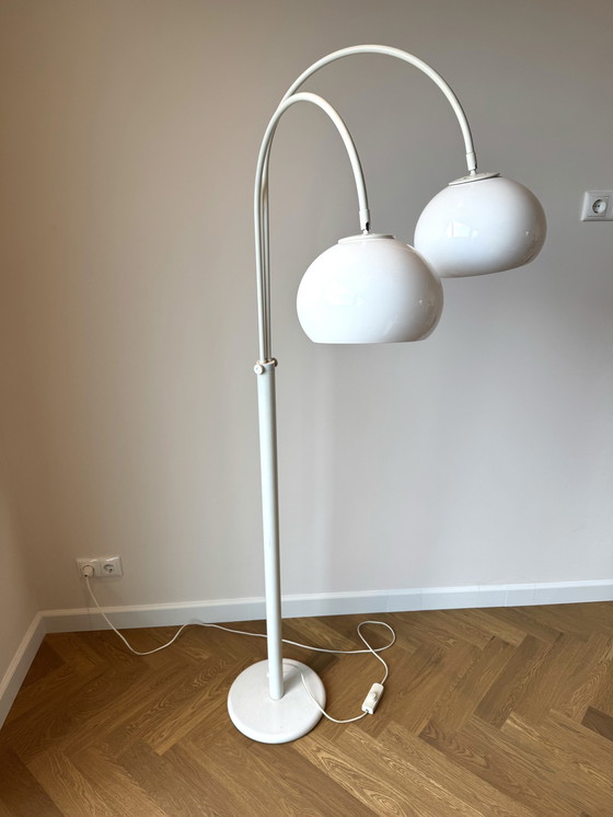 Image 1 of Vintage Witte Vloerlamp Met Dubbele Boog