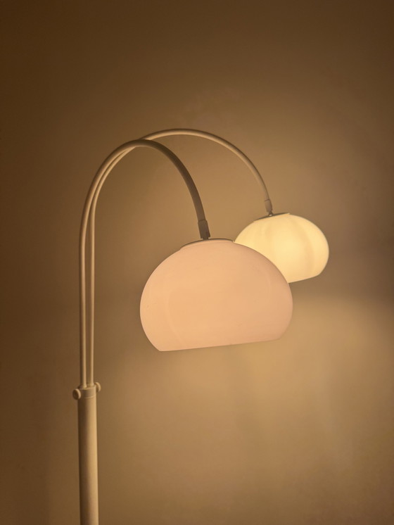 Image 1 of Vintage Witte Vloerlamp Met Dubbele Boog