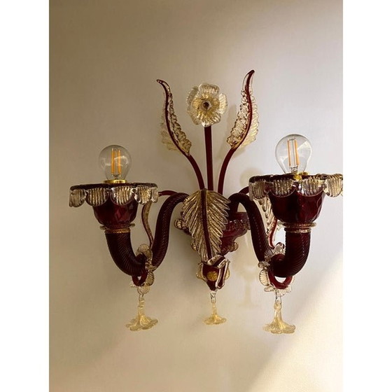 Image 1 of Eigentijdse florale wandlamp Venetiaans zwart en bladgoud van Murano glas