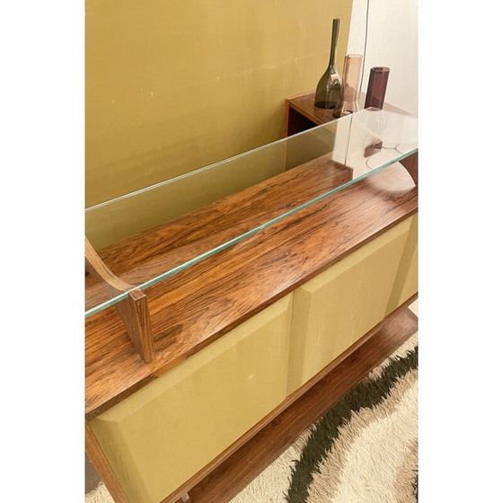 Image 1 of Mid Century bar van hout en groen textiel, Italië 1960