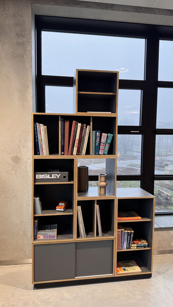 Image 1 of Bob – Modulair Opbergsysteem In Stijlvol Grijs