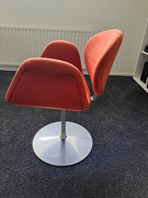 2x Artifort Stoelen