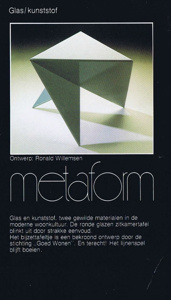 Image 1 of Driehoekige bijzettafel van Ronald Willemsen voor Metaform, Nederland 1980