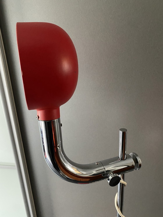 Image 1 of Space age vloerlamp kleur rood