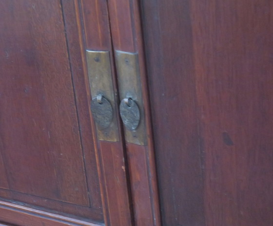 Image 1 of Antiek Chinees Boho Geschilderd Kabinet met 2 Deuren en 2 Laden, 1910