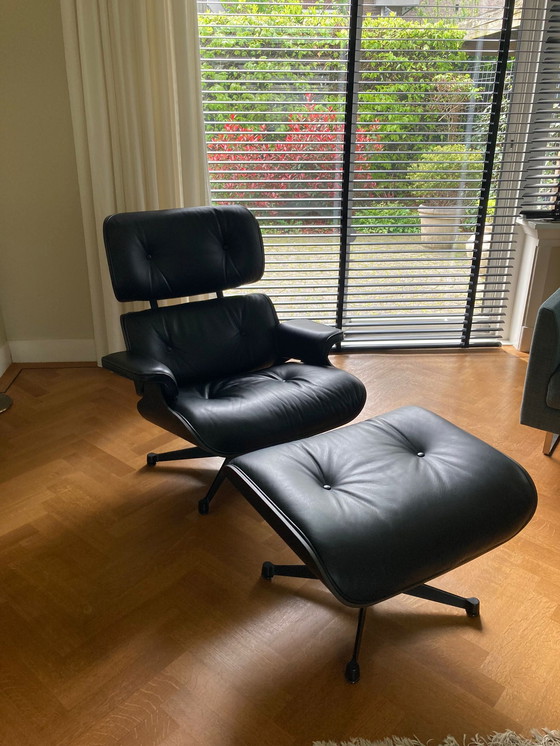 Image 1 of Vitra Eames Lounge Chair + ottoman