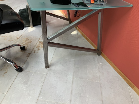 Image 1 of Bureau Meubel in Glas en Metaal