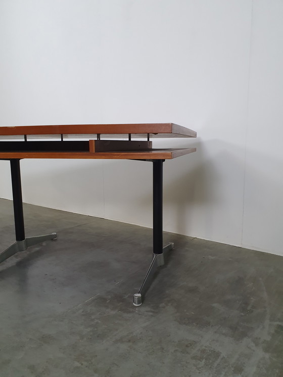 Image 1 of Herman Miller Duitsland Egon Eiermann bureau jaren 60