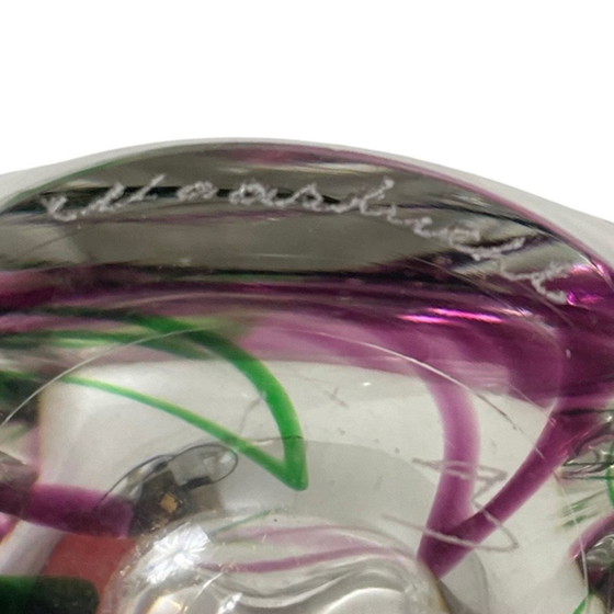 Image 1 of Max Verboeket - Kristalunie Maastricht - Vaas met paars en groen - Ongebruikt, vintage