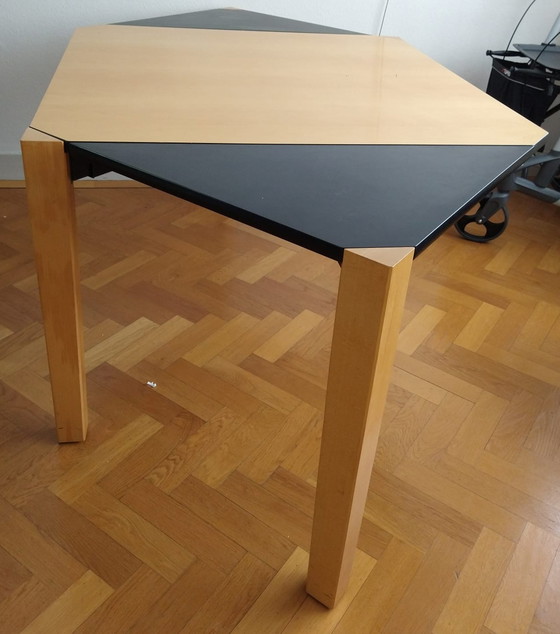 Image 1 of Moderne uit/inklapbare design eettafel