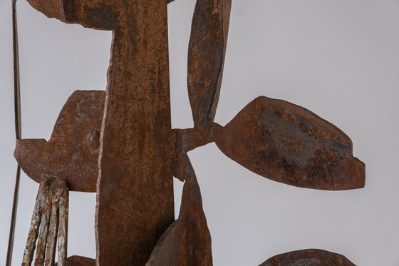 Image 1 of Abstract stalen sculptuur, ontworpen en vervaardigd eind jaren zestig.