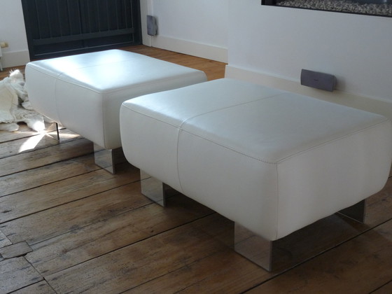 Image 1 of Wit lederen Montèl System hoekbank met diverse aanpassingen en met twee footstools / hockers