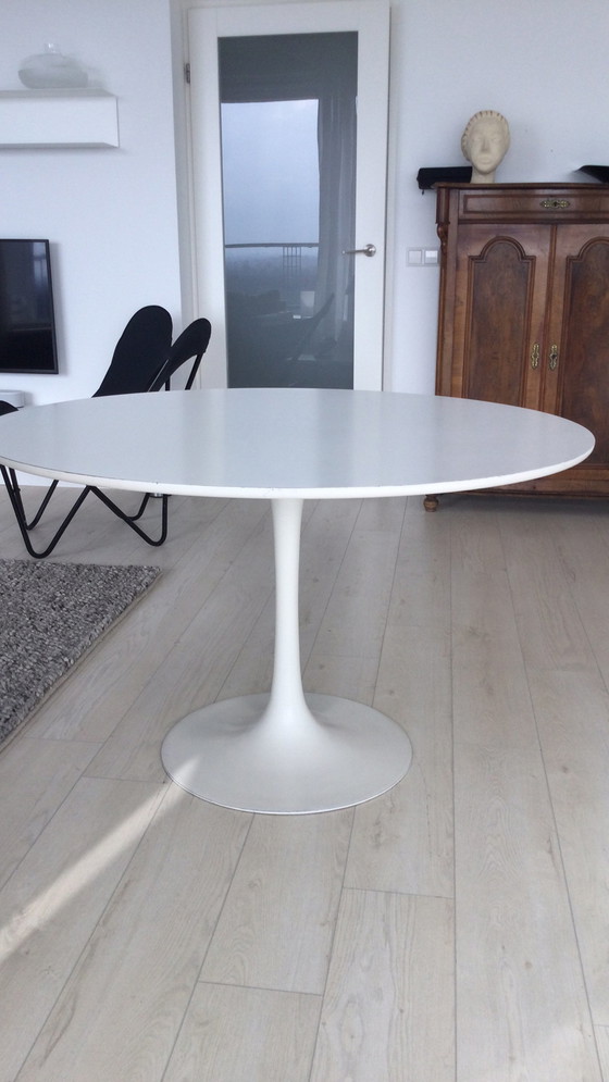 Image 1 of Knoll Eero Saarinen Eettafel Rond