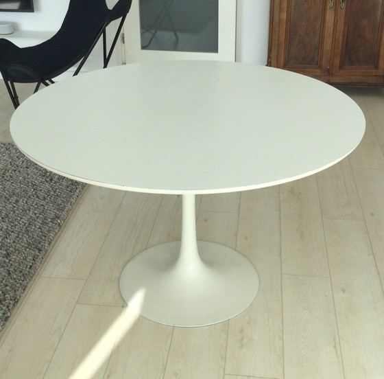 Image 1 of Knoll Eero Saarinen Eettafel Rond