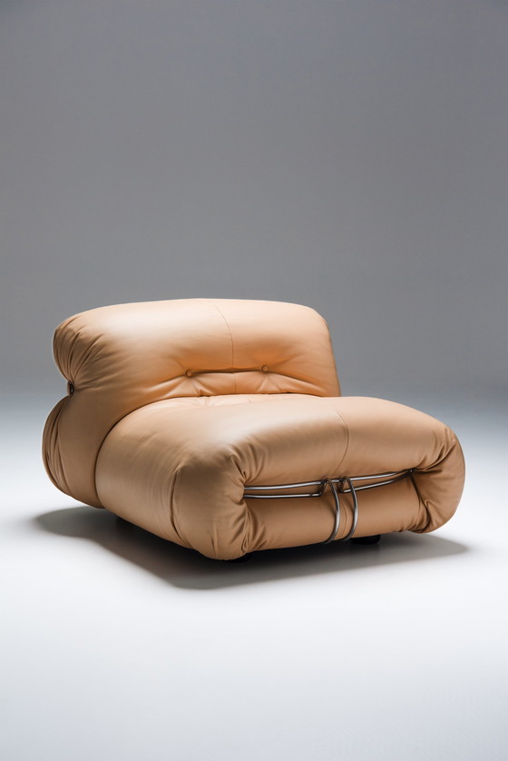 Image 1 of 2x Afra & Tobia Scarpa voor Cassina Soriana loungestoel