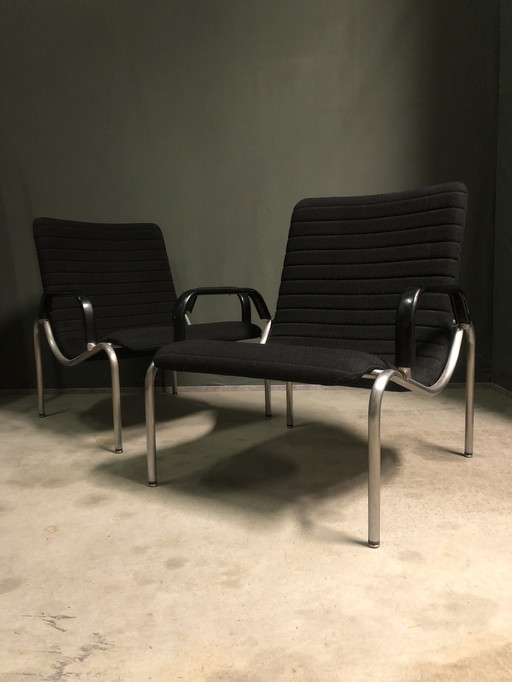 2x Kho Liang Ie, loungestoelen, model 703