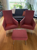 2xGerard van den Berg fauteuil Don label
