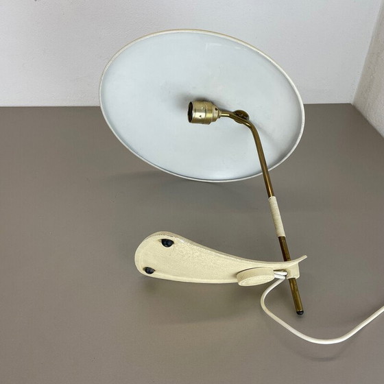 Image 1 of Vintage Bauhaus beige metalen en messing bureaulamp, Oostenrijk 1950