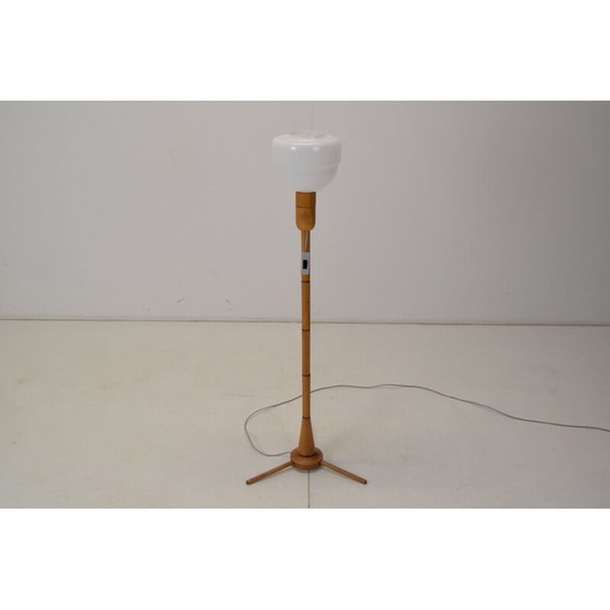 Image 1 of Vintage vloerlamp van glas en hout door Uluv, Tsjecho-Slowakije 1950
