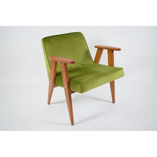 Vintage groen fluwelen fauteuil 366 van J. Chierowski 1960