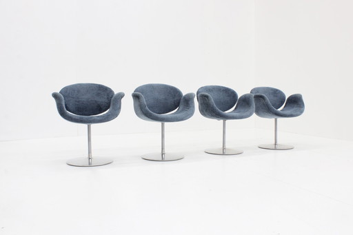 4X Artifort Little Tulip Eetkamer Stoelen Van Pierre Paulin