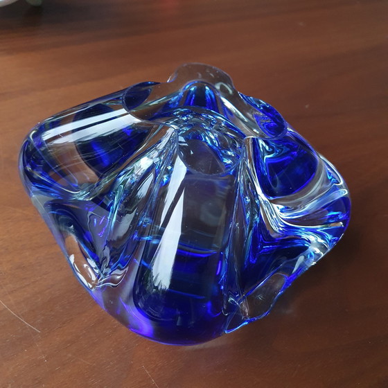 Image 1 of Kobaltblauwe asbak van Murano glas 1960