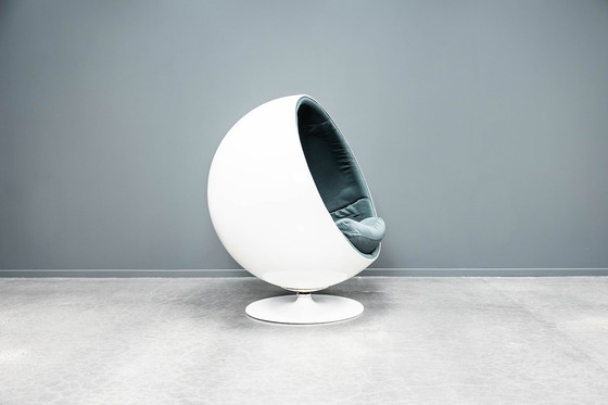 Image 1 of Ball Chair