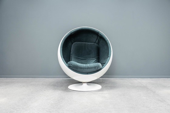 Image 1 of Ball Chair