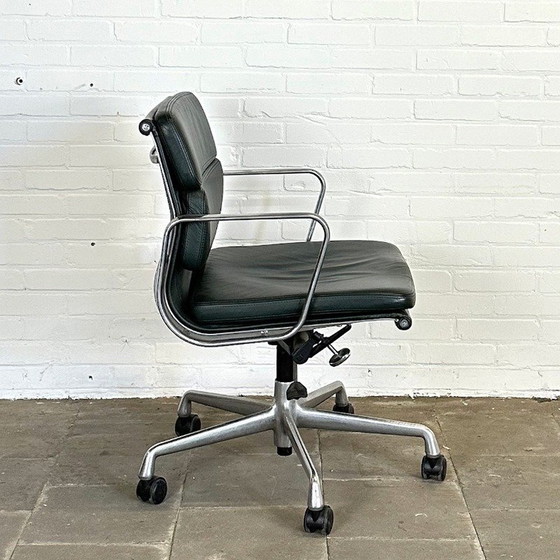 Image 1 of Eames EA 217 Bureaustoel, Authentiek Vintage Design van Vitra