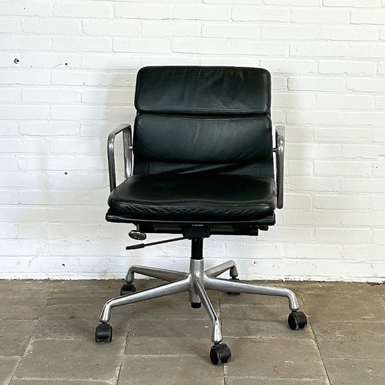 Image 1 of Eames EA 217 Bureaustoel, Authentiek Vintage Design van Vitra