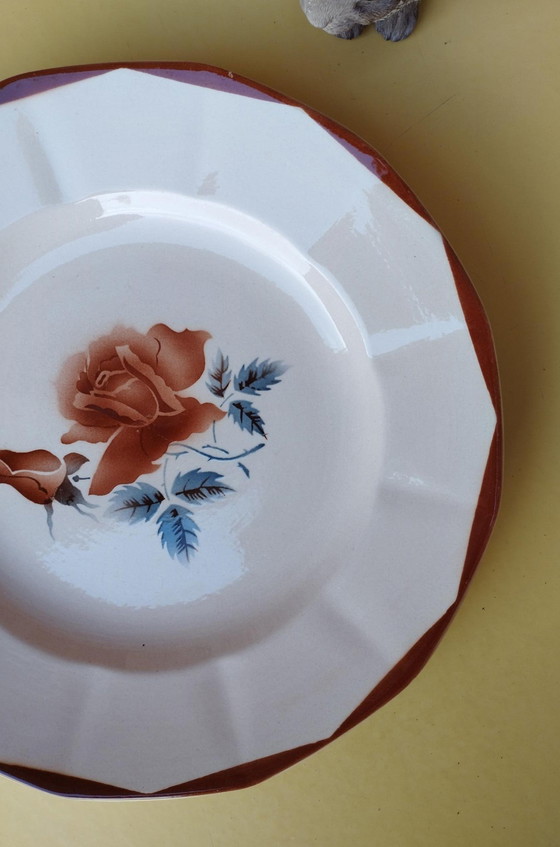 Image 1 of Digoin Sarreguemines-Tafelgerei-Antiek Servies-Deel van Vorm-Serveerbord-Zeer Groot Bord-Roze - D : 27.50 Cm