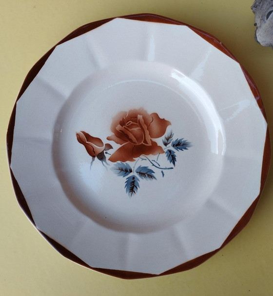 Image 1 of Digoin Sarreguemines-Tafelgerei-Antiek Servies-Deel van Vorm-Serveerbord-Zeer Groot Bord-Roze - D : 27.50 Cm